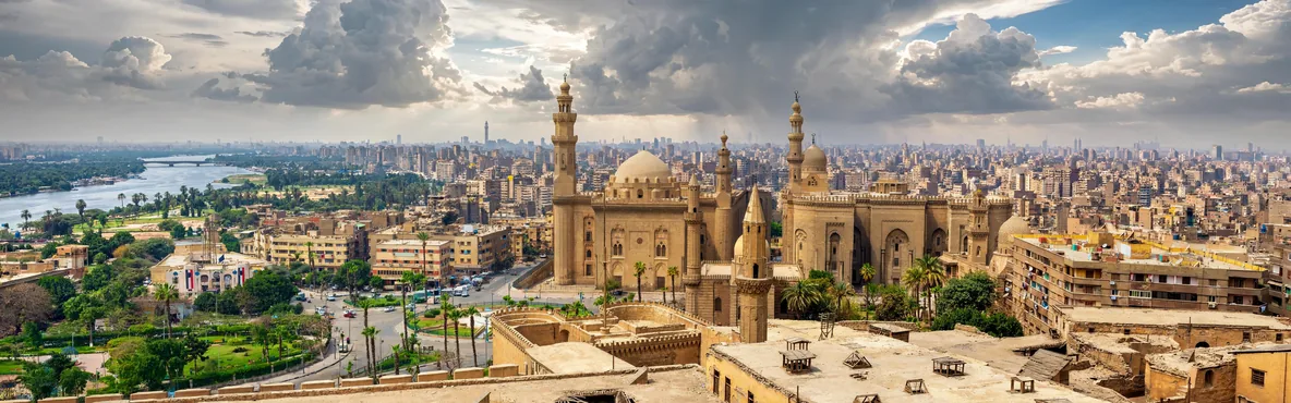 Exploring Cairo: An Introduction to the City's Vibrant Culture and Weather